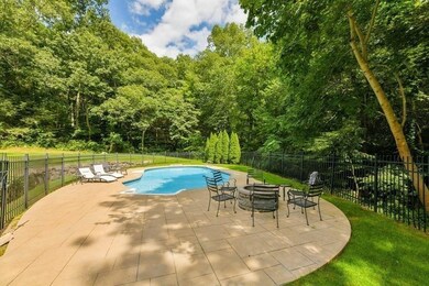 9 Eastwood Ln, North Easton, MA 02356 - photo 7