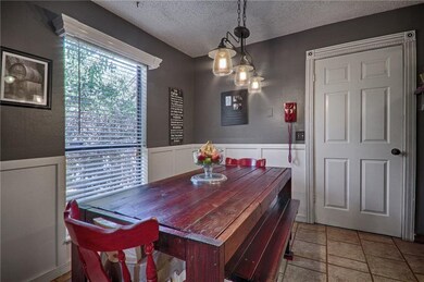 821 Lapwing Rd, Edmond, OK 73003 - photo 5