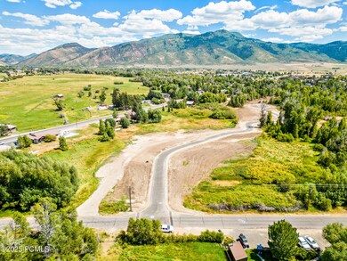 919 River Haven Rd unit 114, Oakley, UT 84055 - photo 2