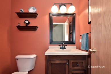 1/2 Bath