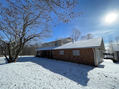 231 E Sycamore Dr, Springport, IN 47386 - photo 2