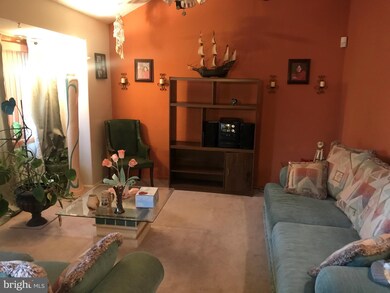 2401 N Cuthbert Dr, Lindenwold, NJ 08021 - photo 2