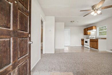 1000 Avenue E, Rosenberg, TX 77471 - photo 2