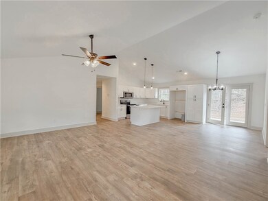 554 Fairfield Rd, Walhalla, SC 29691 - photo 5