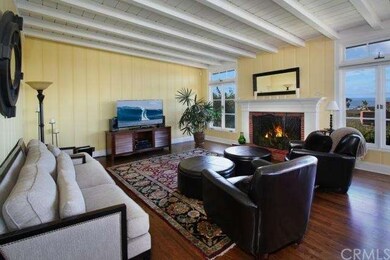 LIVING ROOM WITH SWEEPING OCEAN VIEWS