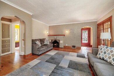 1624 48th St, Des Moines, IA 50310 - photo 6