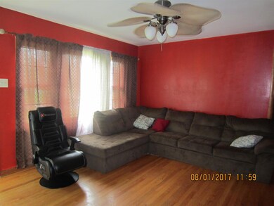 Very large Living room