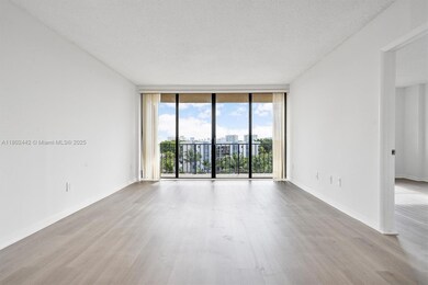 Greenwich Condominiums unit A603, North Miami, FL 33161 - photo 3