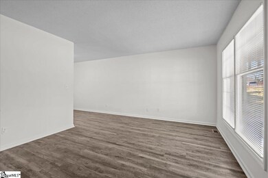 423 Bethlehem Dr, Spartanburg, SC 29306 - photo 3