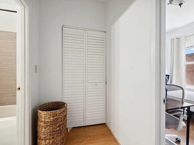 12 Foster St unit 5, Boston, MA 02109 - photo 5
