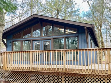 110 Shell Bark Dr, Milford, PA 18337 - photo 3