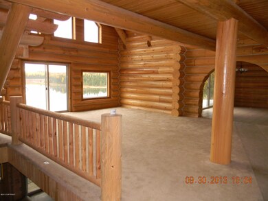 Living Area (8)
