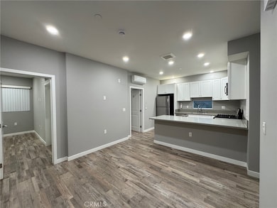 623 Normandie Ave, Los Angeles, CA 90004 - photo 3