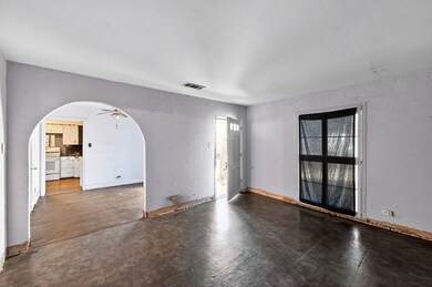 206 Avenue C, Seagoville, TX 75159 - photo 4