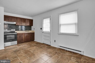 135 Gerald Ave, Reading, PA 19607 - photo 7