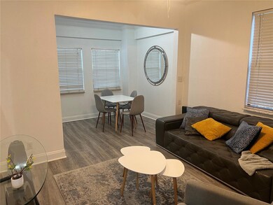 203 S Westland Ave unit 2, Tampa, FL 33606 - photo 2