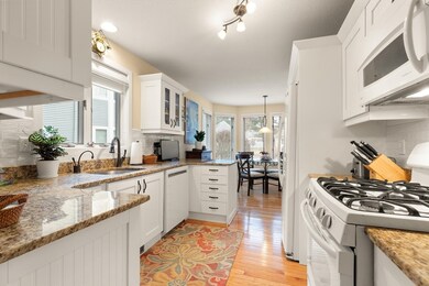 72 Cannon Forge Dr, Foxboro, MA 02035 - photo 6