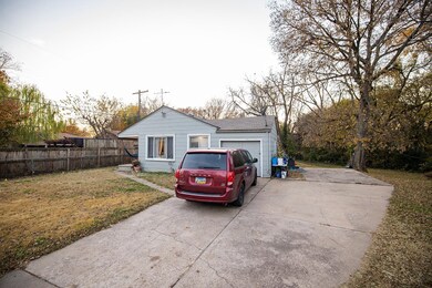 3001 E Timberlane Cir, Wichita, KS 67216 - photo 3