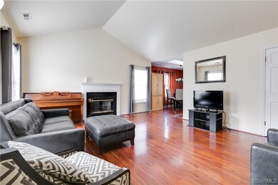 10430 Gibsons Landing Dr, Henrico, VA 23233 - photo 6