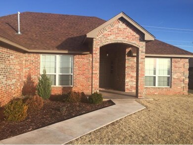 120 Gambel Ln, Elk City, OK 73644 - photo 2