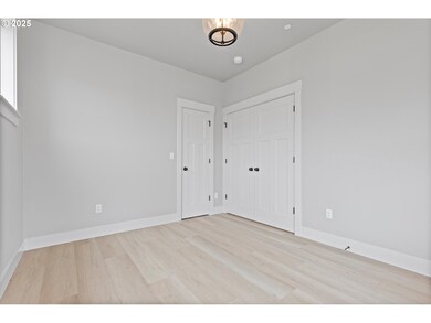 14188 SE Iseli Ln, Clackamas, OR 97015 - photo 6