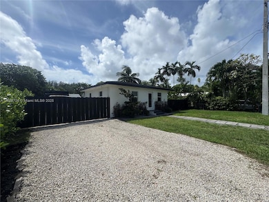 9050 SW 156th St, Palmetto Bay, FL 33157 - photo 3