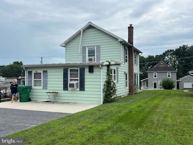 341 W Baltimore St, Greencastle, PA 17225 - photo 6