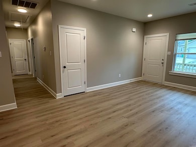 2215 Perry St, Little Rock, AR 72205 - photo 5