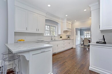 2 Nassau Pl Cos Cob CT 06807-large-016-2