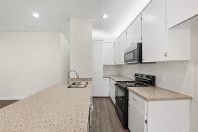 8207 Sandra St unit A, Houston, TX 77016 - photo 6