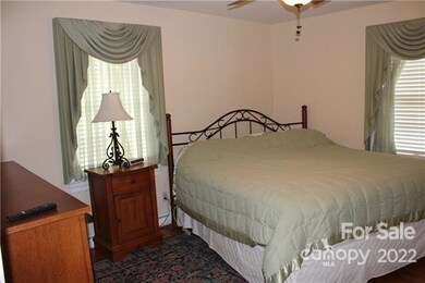 608 Dogwood Rd, Statesville, NC 28677 - photo 2