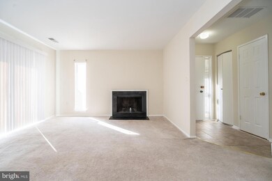 8608 Village Square Dr unit 15, Alexandria, VA 22309 - photo 7