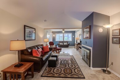 5 Twin Oaks (62)