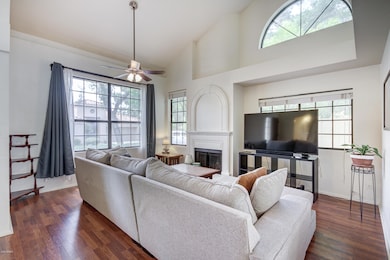 78 W La Vieve Ln-10