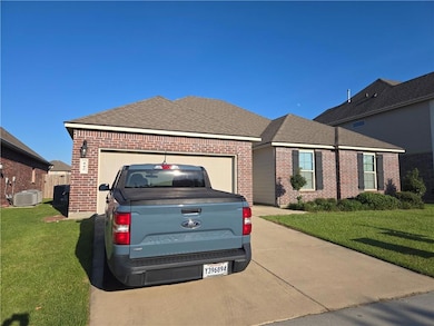 440 Lakeshore Village Dr E, Slidell, LA 70461 - photo 2