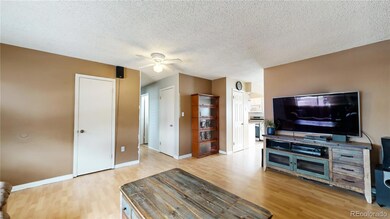 986 Kalispell St, Aurora, CO 80011 - photo 6