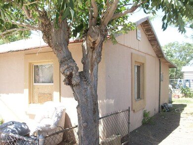 1754 N I Ave Douglas 010
