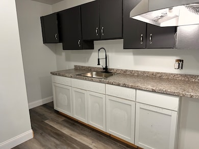 1295 E Main St unit 4, Waterbury, CT 06705 - photo 3