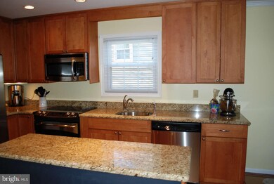 9156 Emersons Reach, Columbia, MD 21045 - photo 4