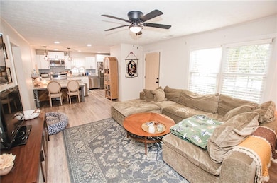 721 Davis St, Monroe, GA 30655 - photo 6