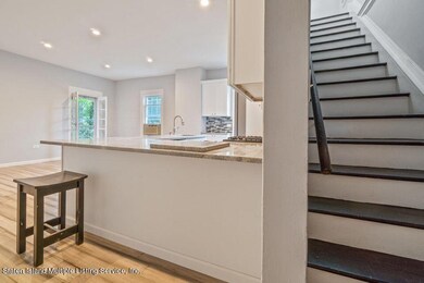 59 Four Corners Rd, Staten Island, NY 10304 - photo 5