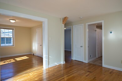 319 Sherburne Rd, Portsmouth, NH 03801 - photo 6