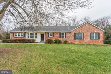 3823 Mode St, Fairfax, VA 22031 - photo 3