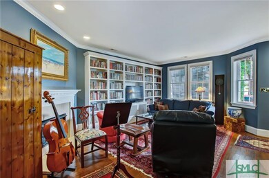 551 E Jones St, Savannah, GA 31401 - photo 5