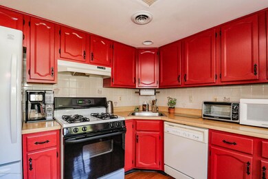 Kitchen 4