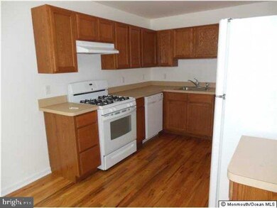 417 Wheaton Ave unit 4, Berkeley Township, NJ 08721 - photo 3