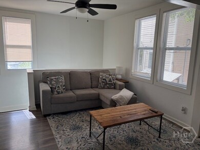 508 E Henry St unit UPSTAIRS, Savannah, GA 31401 - photo 4