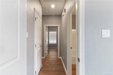 1720 Taft St unit 4, Weslaco, TX 78599 - photo 5