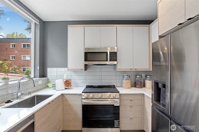 2525 29th Ave S unit E, Seattle, WA 98144 - photo 3