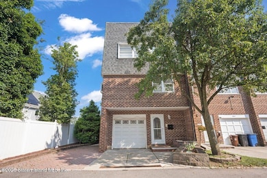 14 Yacht Club Cove St, Staten Island, NY 10308 - photo 2